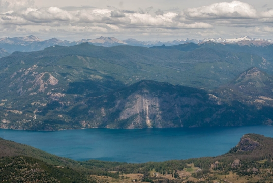  Vista del lago Lacar